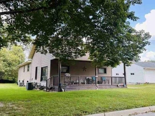 1514 20Th Avenue, Eldora, IA 50627