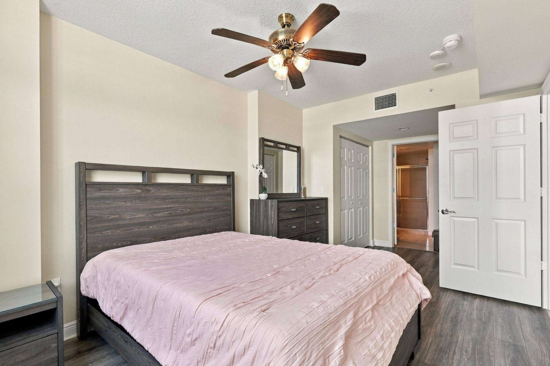 610 Clematis Street, Unit 706, West Palm Beach, FL 33401 Photo