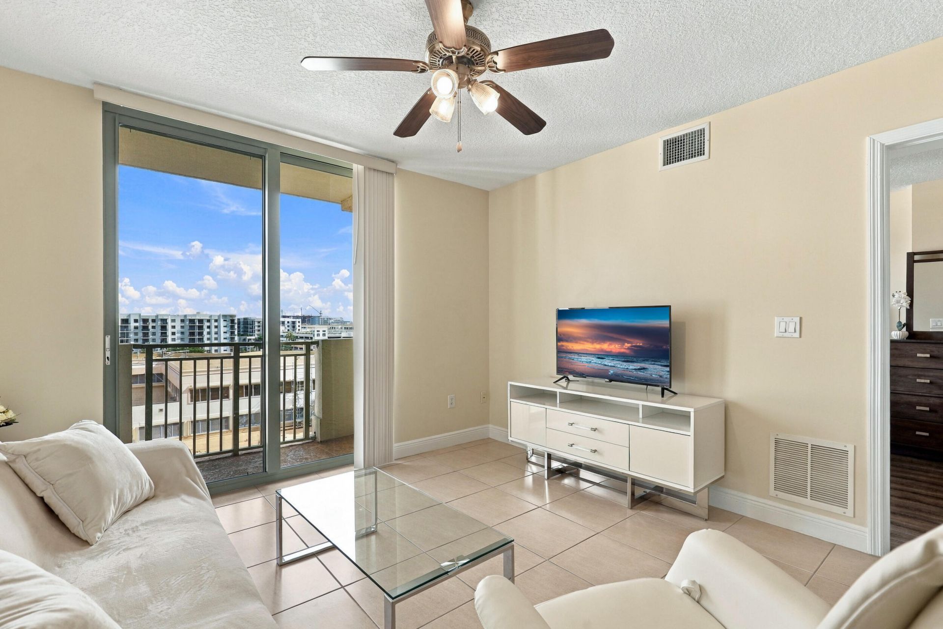 610 Clematis Street, Unit 706, West Palm Beach, FL 33401 Photo