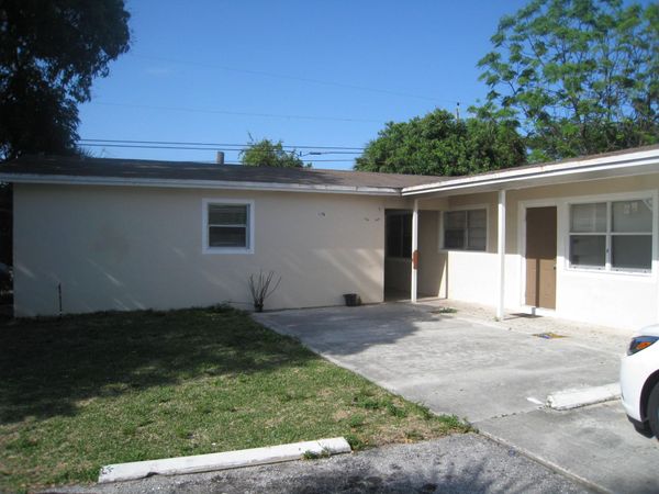 1176 W 32nd Street, Unit 3, Riviera Beach, FL 33404