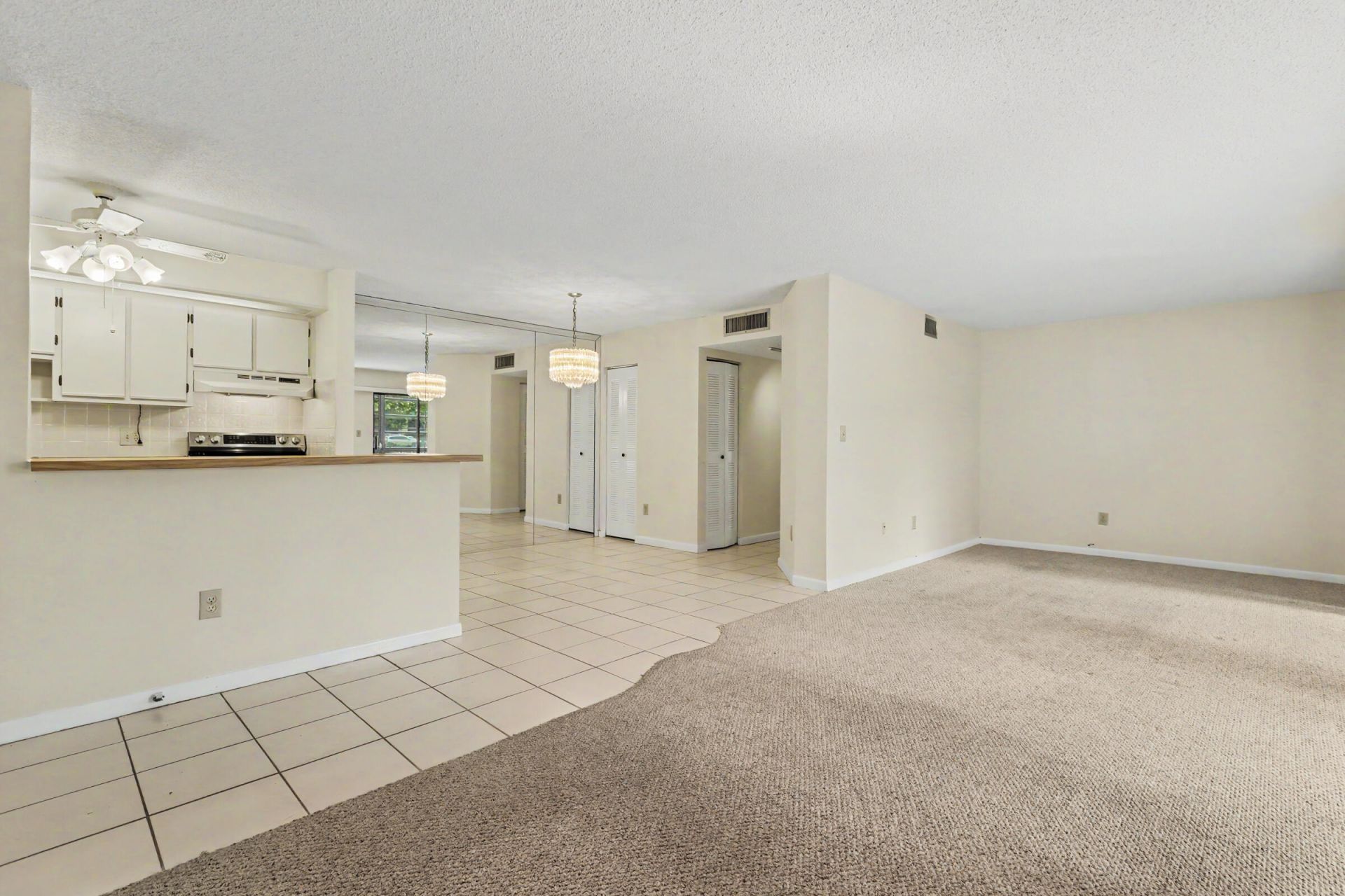 9584 N Belfort Circle, Unit 112, Tamarac, FL 33321 Photo
