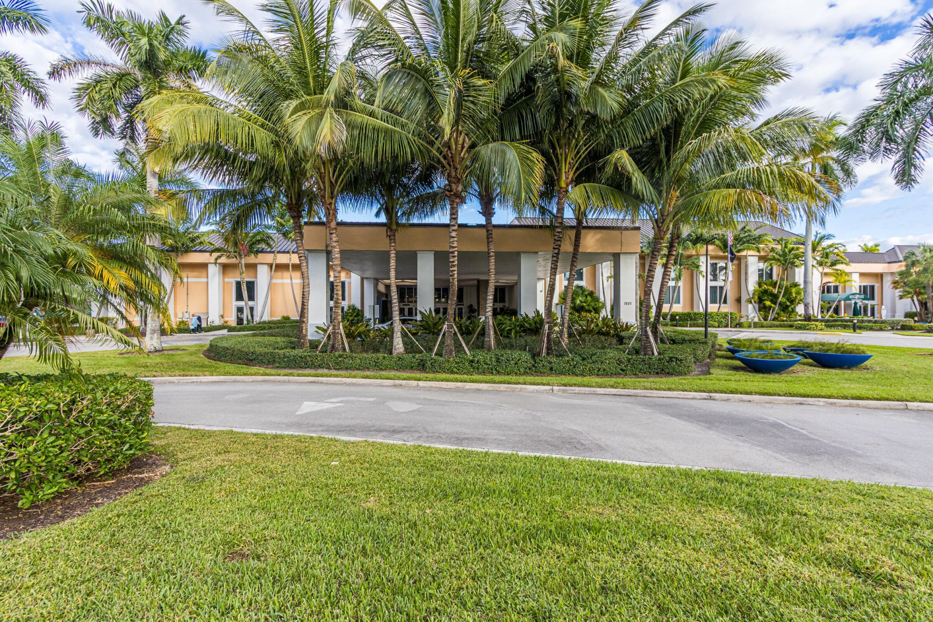 9584 N Belfort Circle, Unit 112, Tamarac, FL 33321 Photo