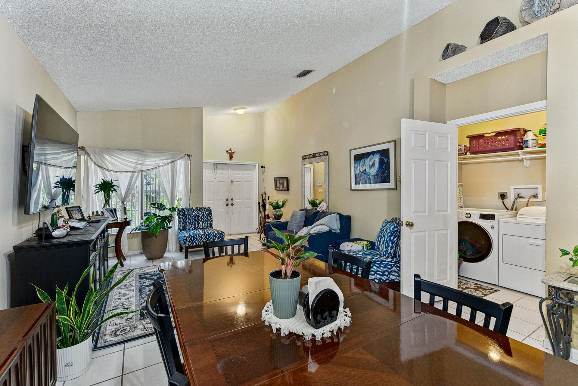20310 SW 3rd Street, Pembroke Pines, FL 33029 Photo