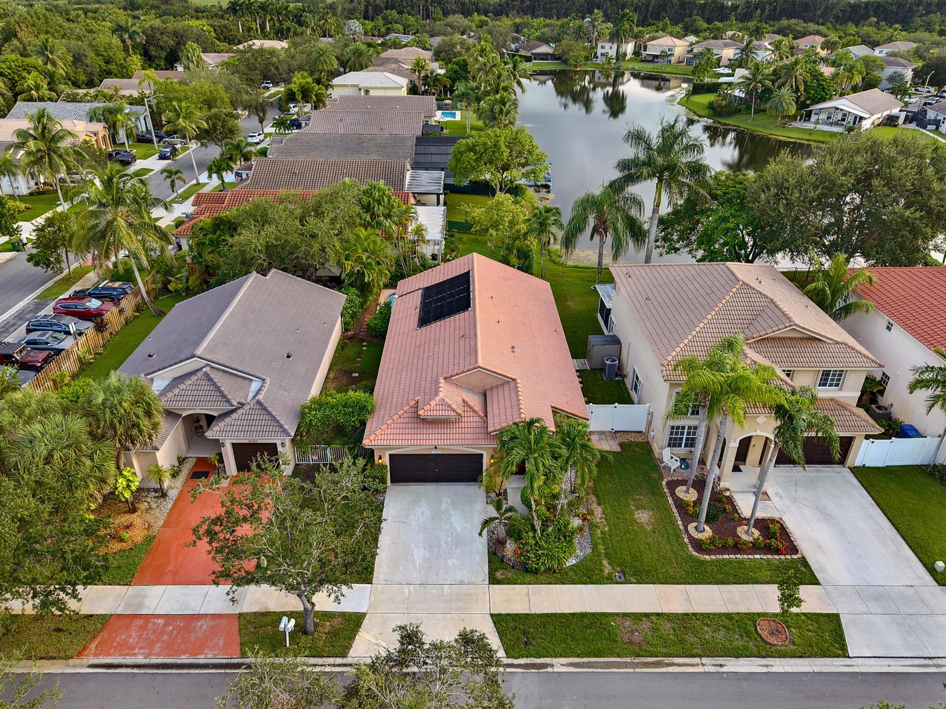 20310 SW 3rd Street, Pembroke Pines, FL 33029 Photo