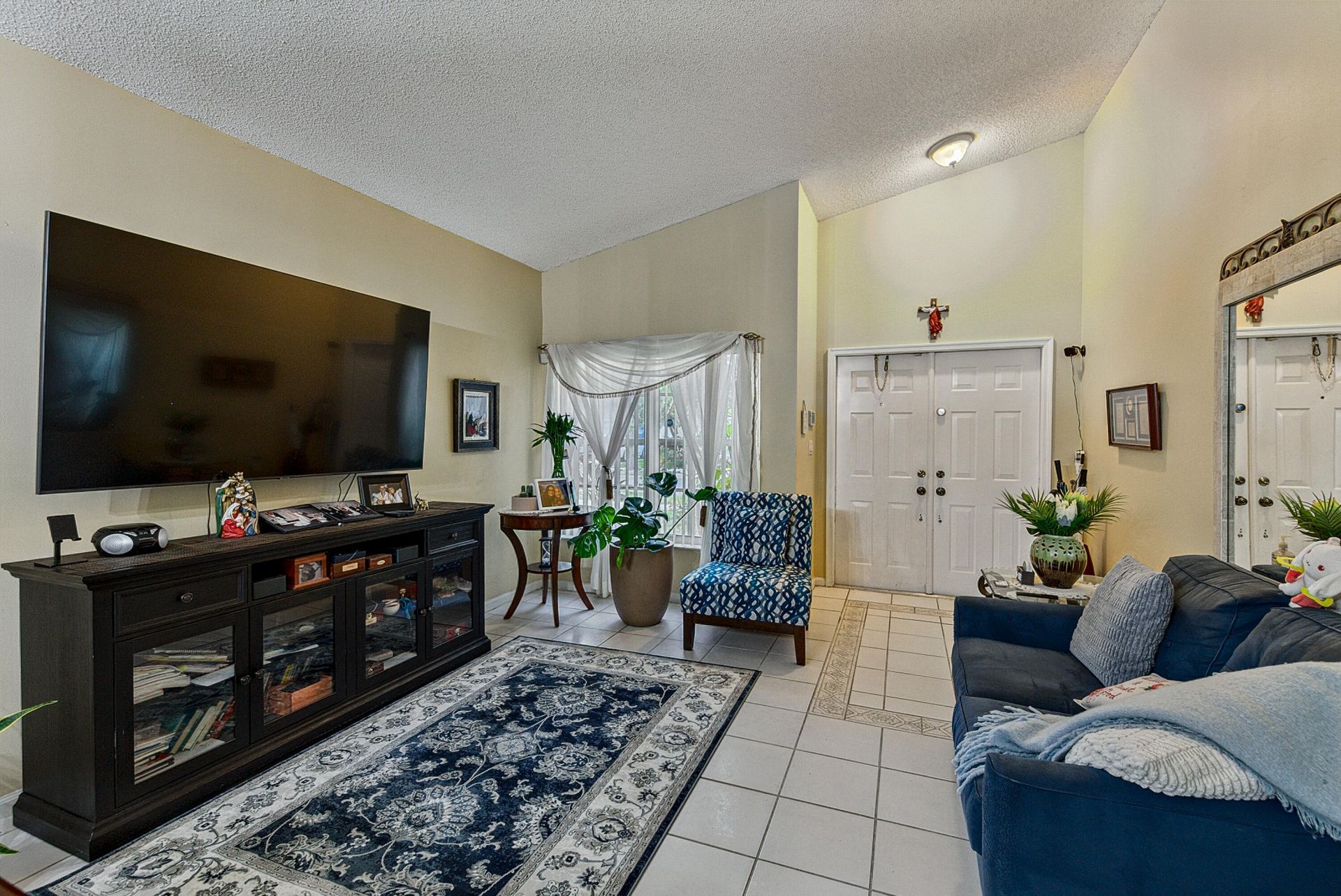 20310 SW 3rd Street, Pembroke Pines, FL 33029 Photo