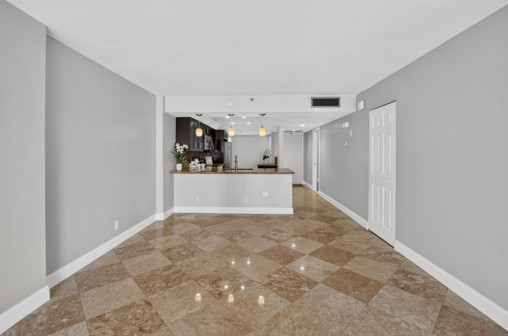 20 Royal Palm Way, Unit 301, Boca Raton, FL 33432 Photo