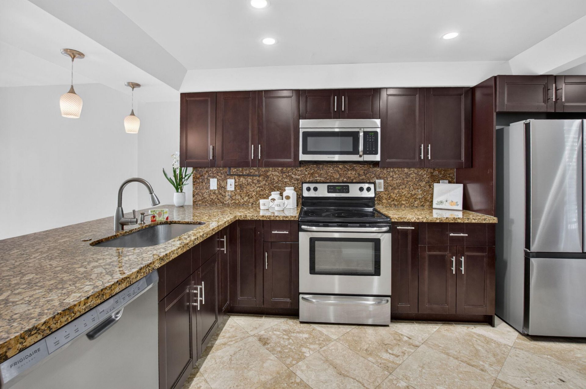 20 Royal Palm Way, Unit 301, Boca Raton, FL 33432 Photo
