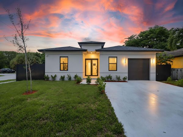 2791 NW 11TH Court, Fort Lauderdale, FL 33311