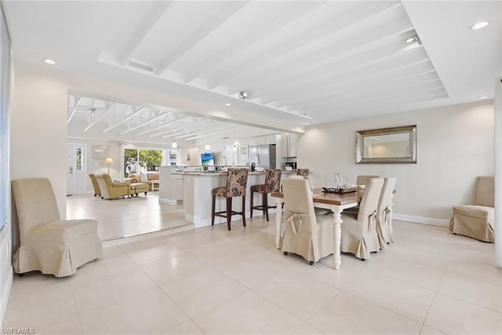 3350 Bayshore Dr , Unit 9, Naples, FL 34112 Photo