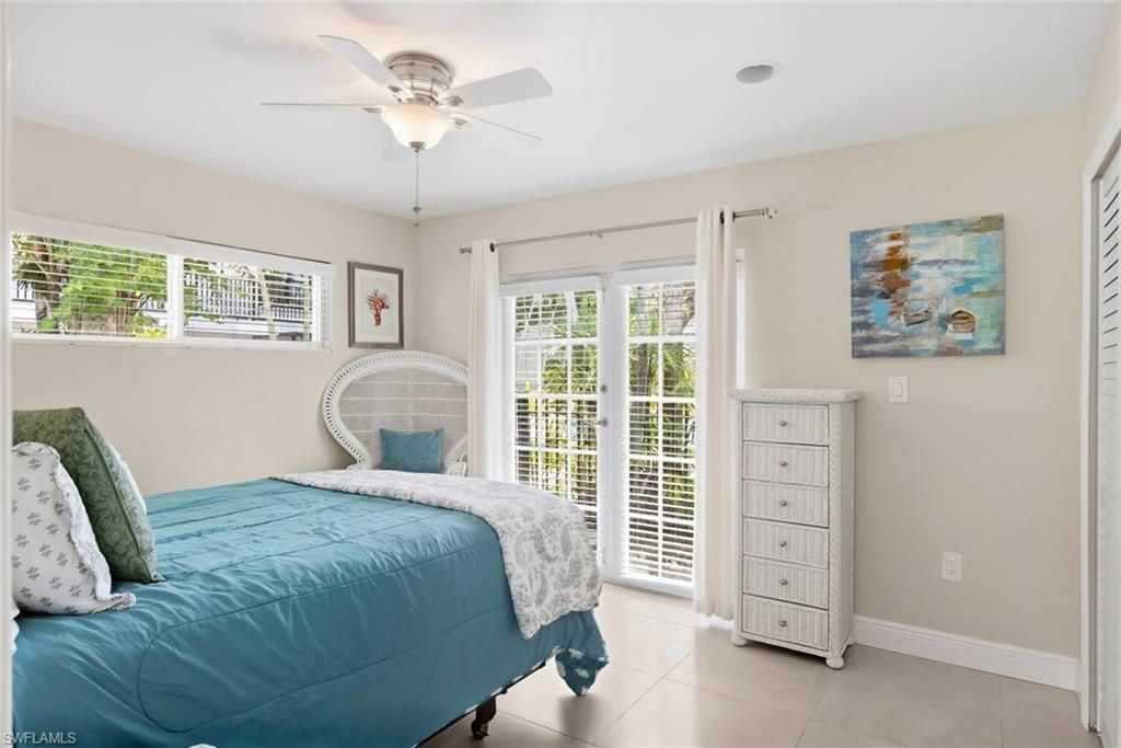 3350 Bayshore Dr , Unit 9, Naples, FL 34112 Photo