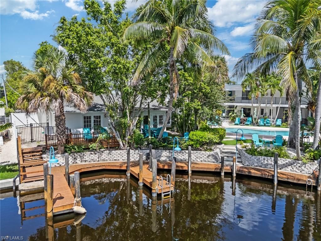 3350 Bayshore Dr , Unit 9, Naples, FL 34112 Photo