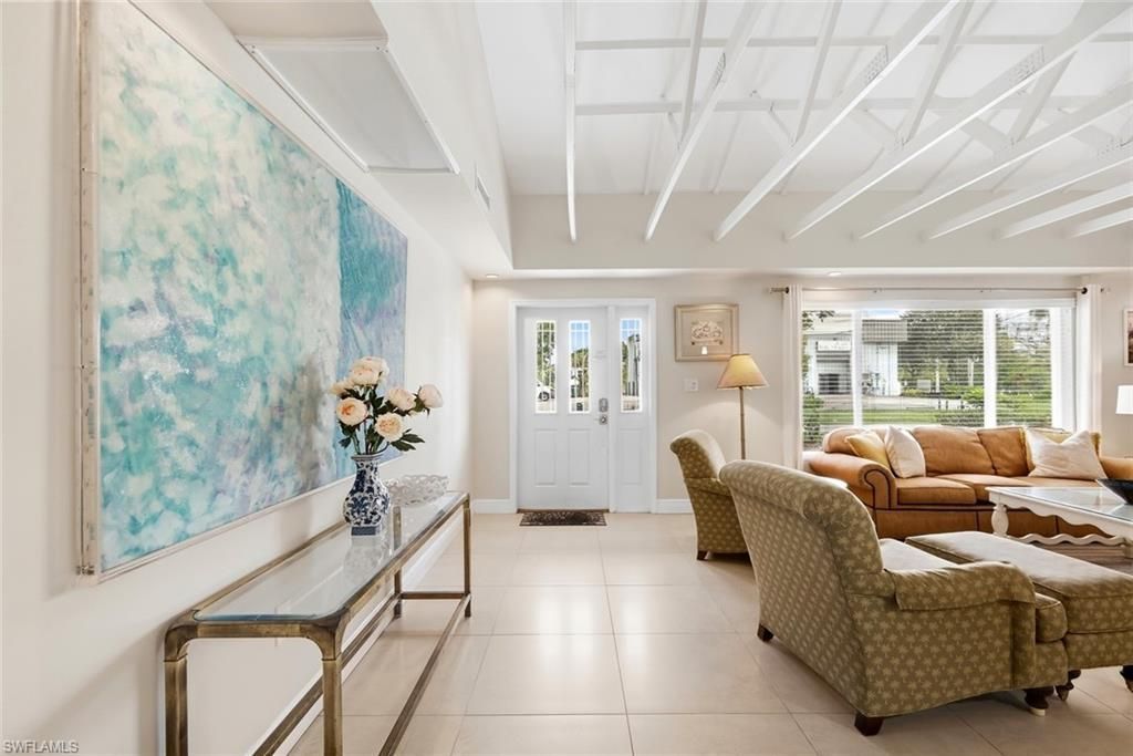 3350 Bayshore Dr , Unit 9, Naples, FL 34112 Photo