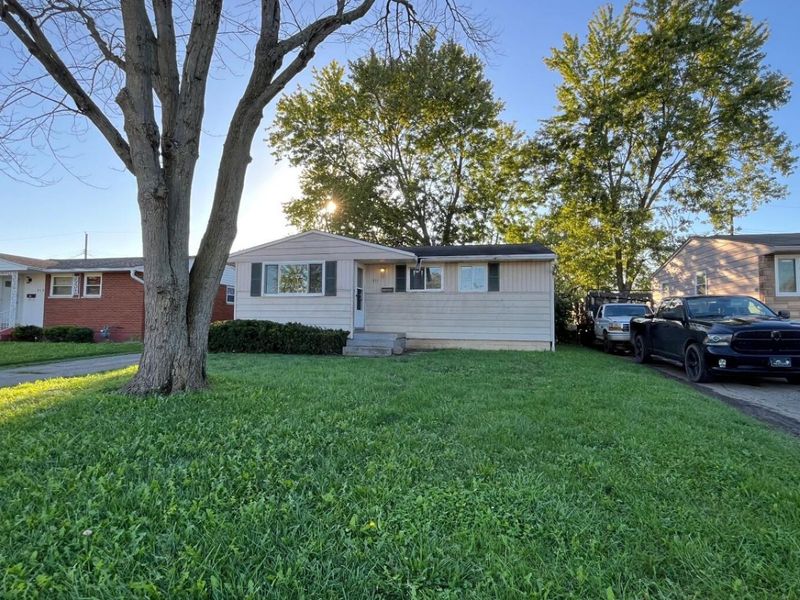 711 Holly Hill Drive , Columbus, OH 43228 Photo 1
