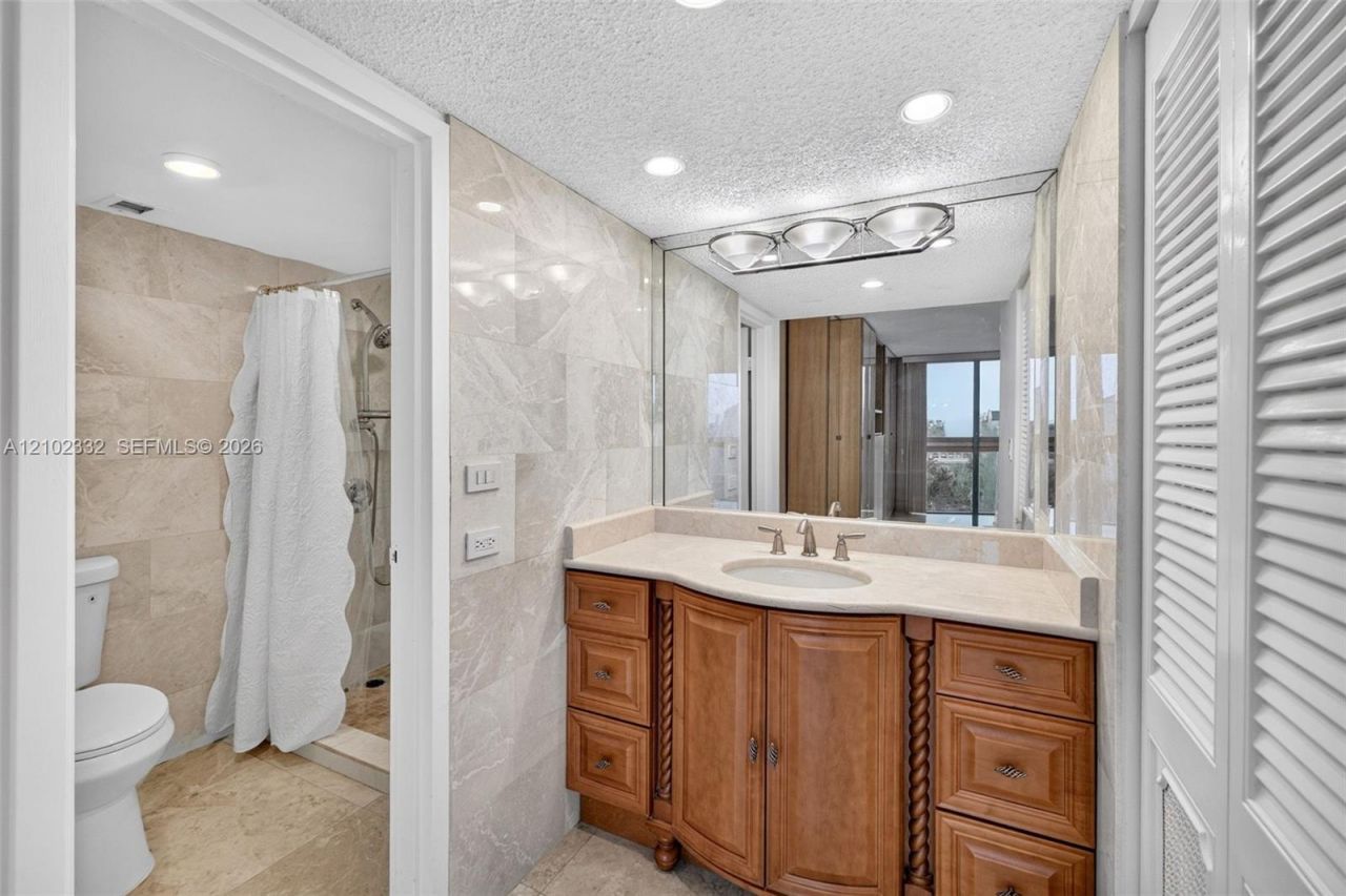 2655 Collins Ave, Unit 702, Miami Beach, FL 33140 Photo