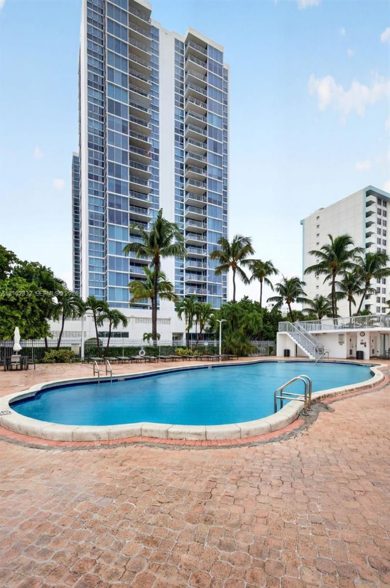 2655 Collins Ave, Unit 702, Miami Beach, FL 33140 Photo