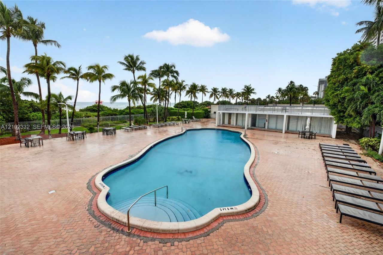 2655 Collins Ave, Unit 702, Miami Beach, FL 33140 Photo