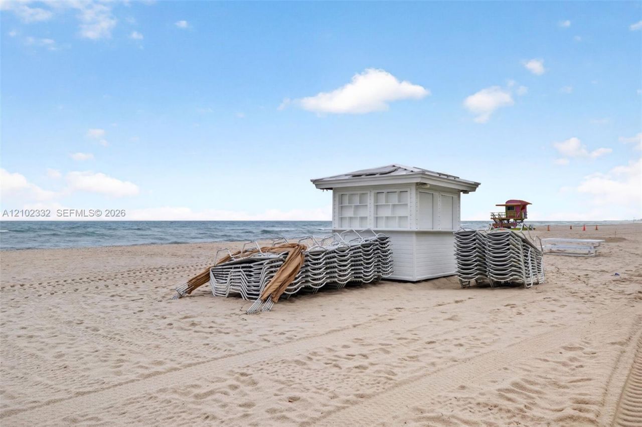 2655 Collins Ave, Unit 702, Miami Beach, FL 33140 Photo