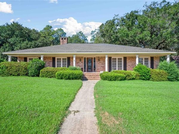 1908 Pine Bough Court, Mobile, AL 36609