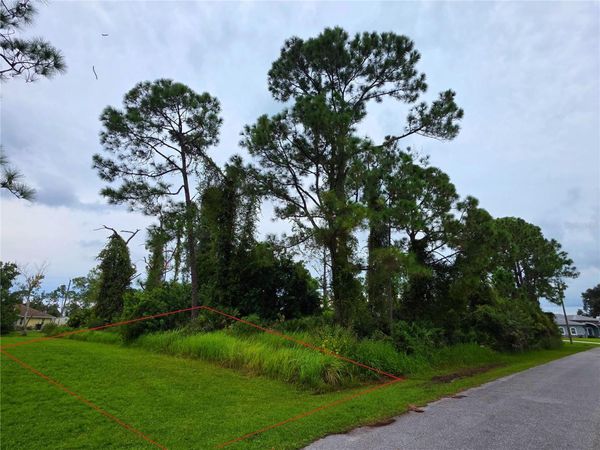 RENAULT CIRCLE , NORTH PORT, FL 34291