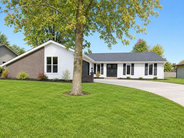 22109 Ash Street, Woodburn, IN 46797