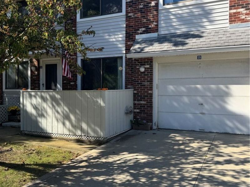 5484 Wildwood Court, Unit B, Willoughby, OH 44094 Photo 22