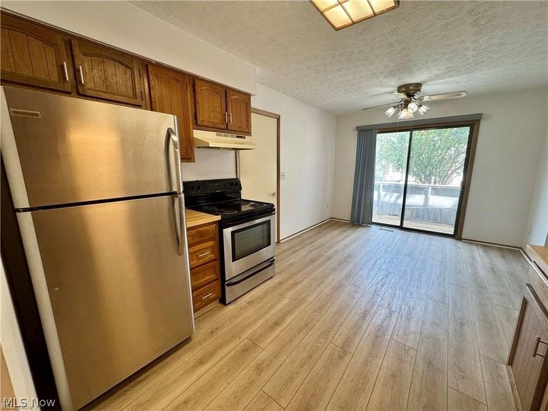 5484 Wildwood Court, Unit B, Willoughby, OH 44094 Photo 6