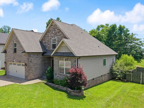1496 Amberley Dr , Clarksville, TN 37043