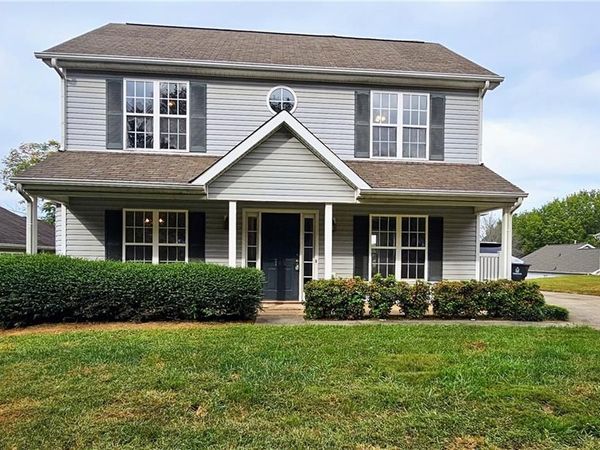 165 Cameron Way Circle , Winston-Salem, NC 27103