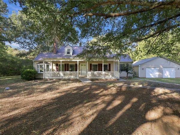 636 Stoney Creek Church Road , Burlington, NC 27217