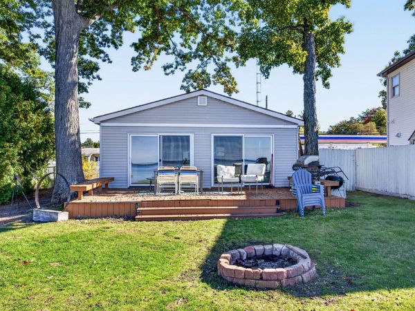 278 W Houghton Lake Drive, Prudenville, MI 48651