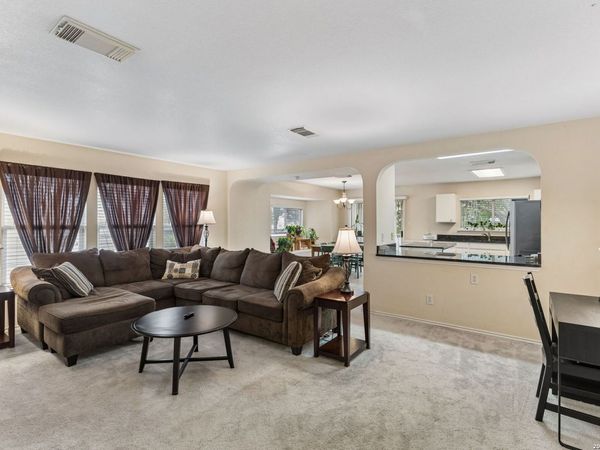 6815 KNIGHTS HVN, Live Oak, TX 78233
