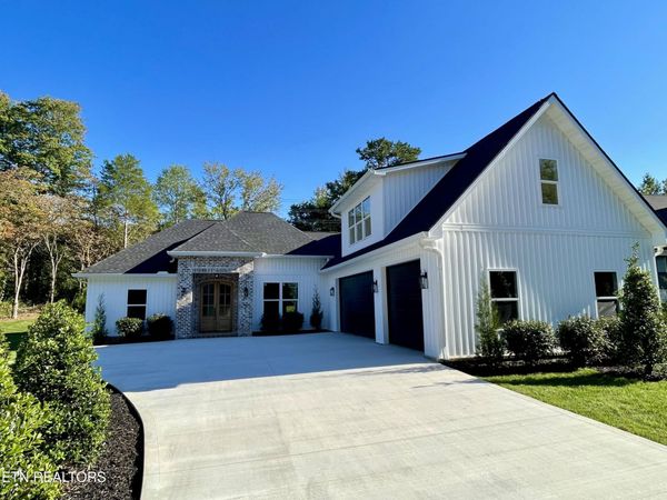 141 Saloli Way, Loudon, TN 37774