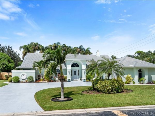 1801 SW Hunters Club Way, Palm City, FL 34990