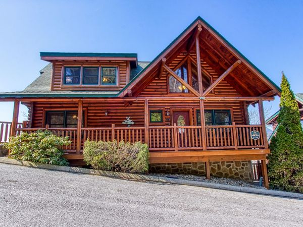 1728 Summit View Way , Sevierville, TN 37862