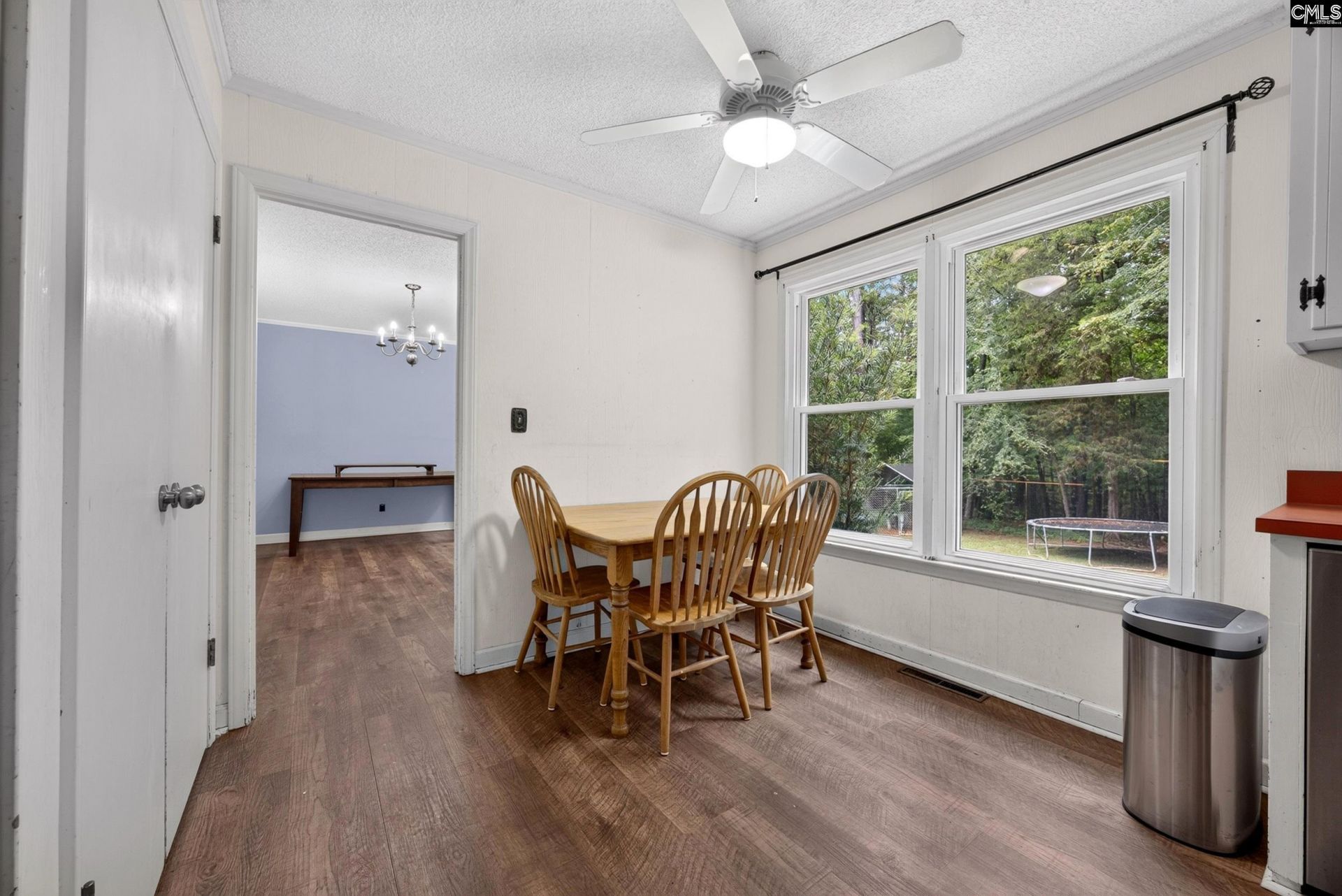 208 Carlisle Court Photo 12