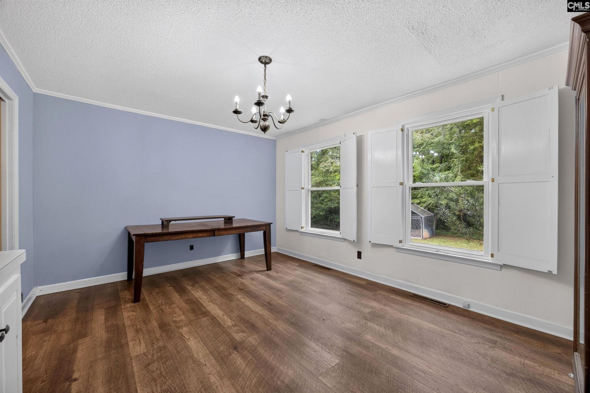 208 Carlisle Court Photo 14