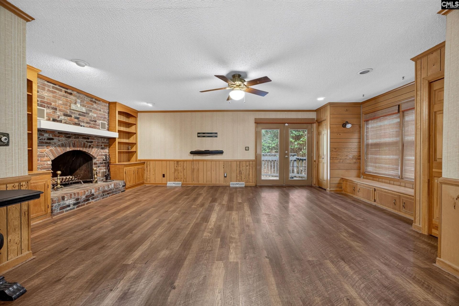 208 Carlisle Court Photo 18