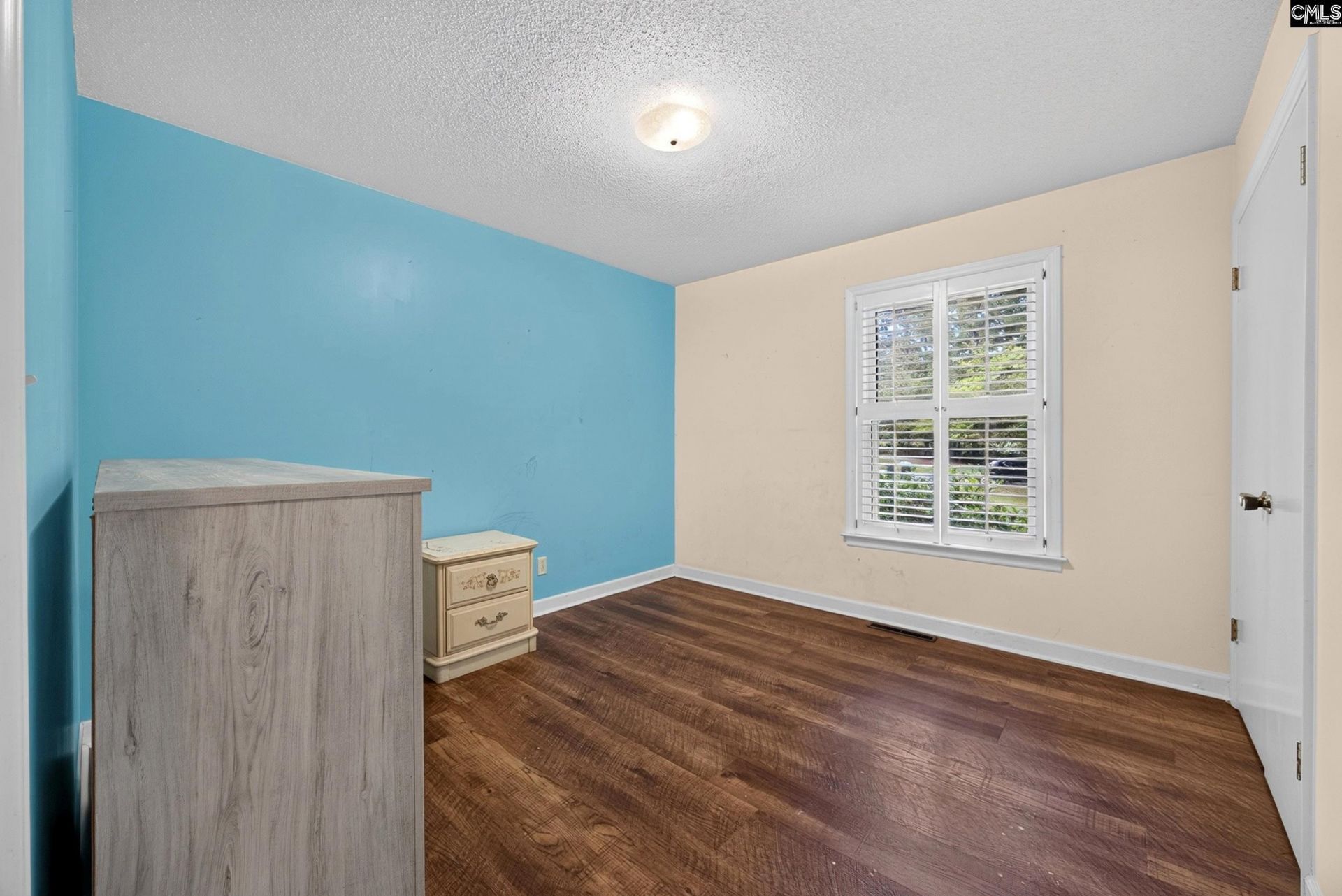 208 Carlisle Court Photo 22