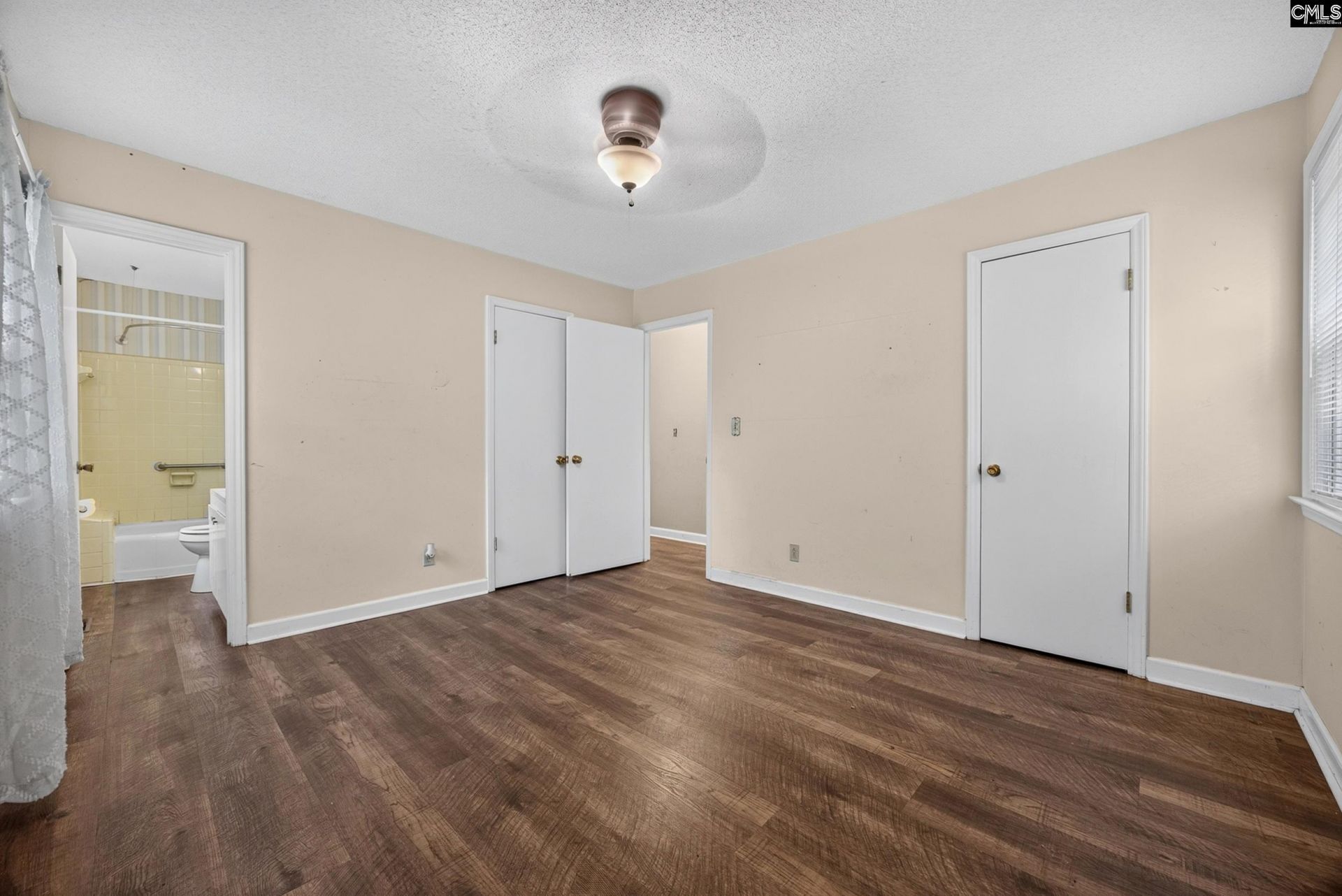 208 Carlisle Court Photo 26