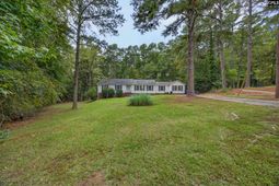 208 Carlisle Court photo 4