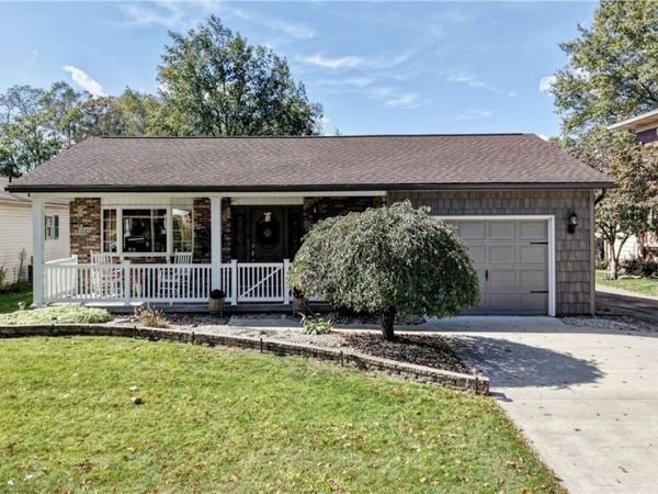 1510 N Wooster, Dover, OH 44622