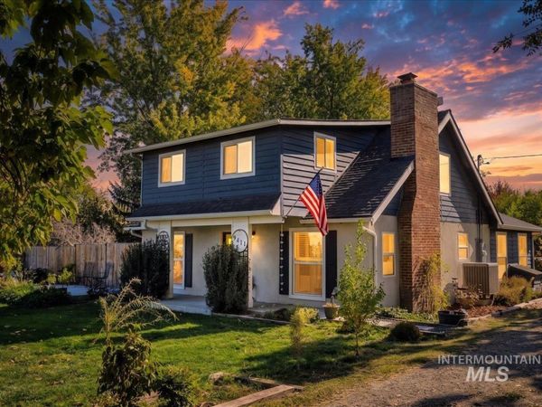 9411 Dewey Rd, Emmett, ID 83617