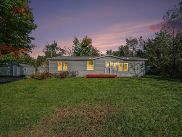 10671 Hillandale Drive, Jerome, MI 49249