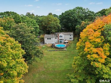 20 Mauweehoo , Sherman, CT 06784