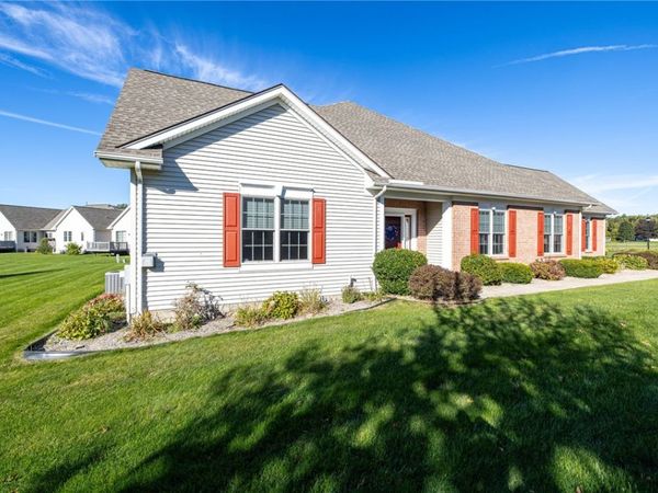191 Ashbrook Circle , Webster, NY 14580