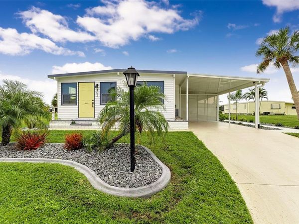 403 VIVAR , NORTH PORT, FL 34287