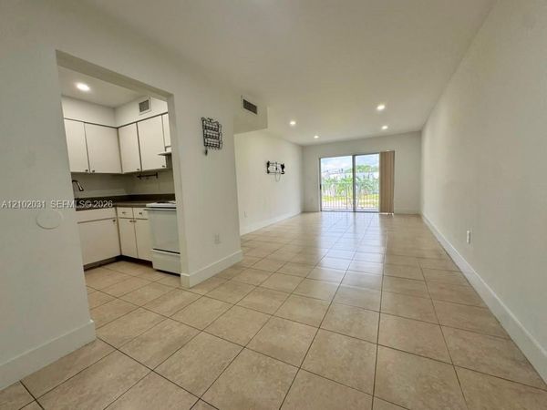 4900 NW 79th Ave , Unit 206, Doral, FL 33166