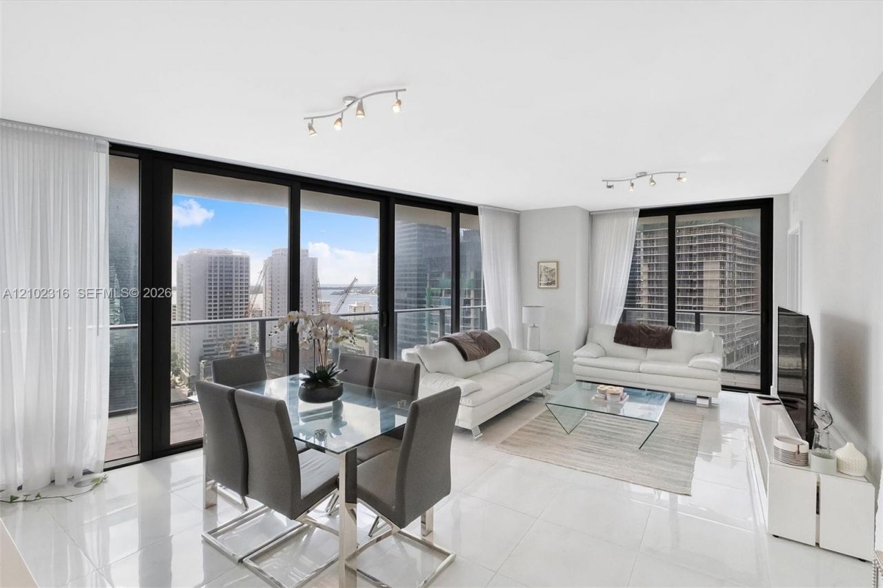 1300 S Miami Ave , Unit 1905, Miami, FL 33130 Photo