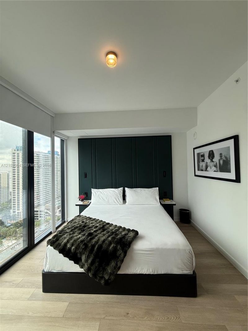 20 NE 11th St , Unit 2909, Miami, FL 33132 Photo