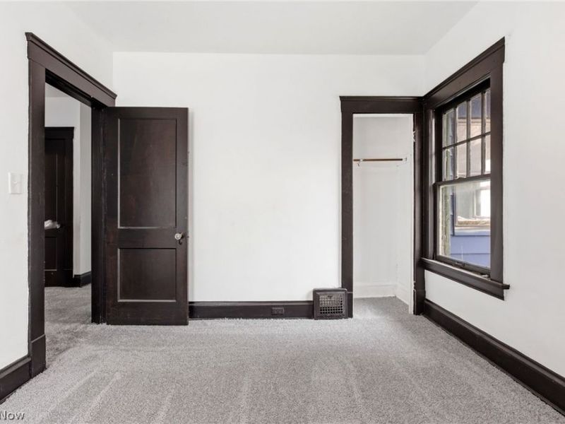 11816 Buckingham Avenue, Cleveland, OH 44120 Photo 14